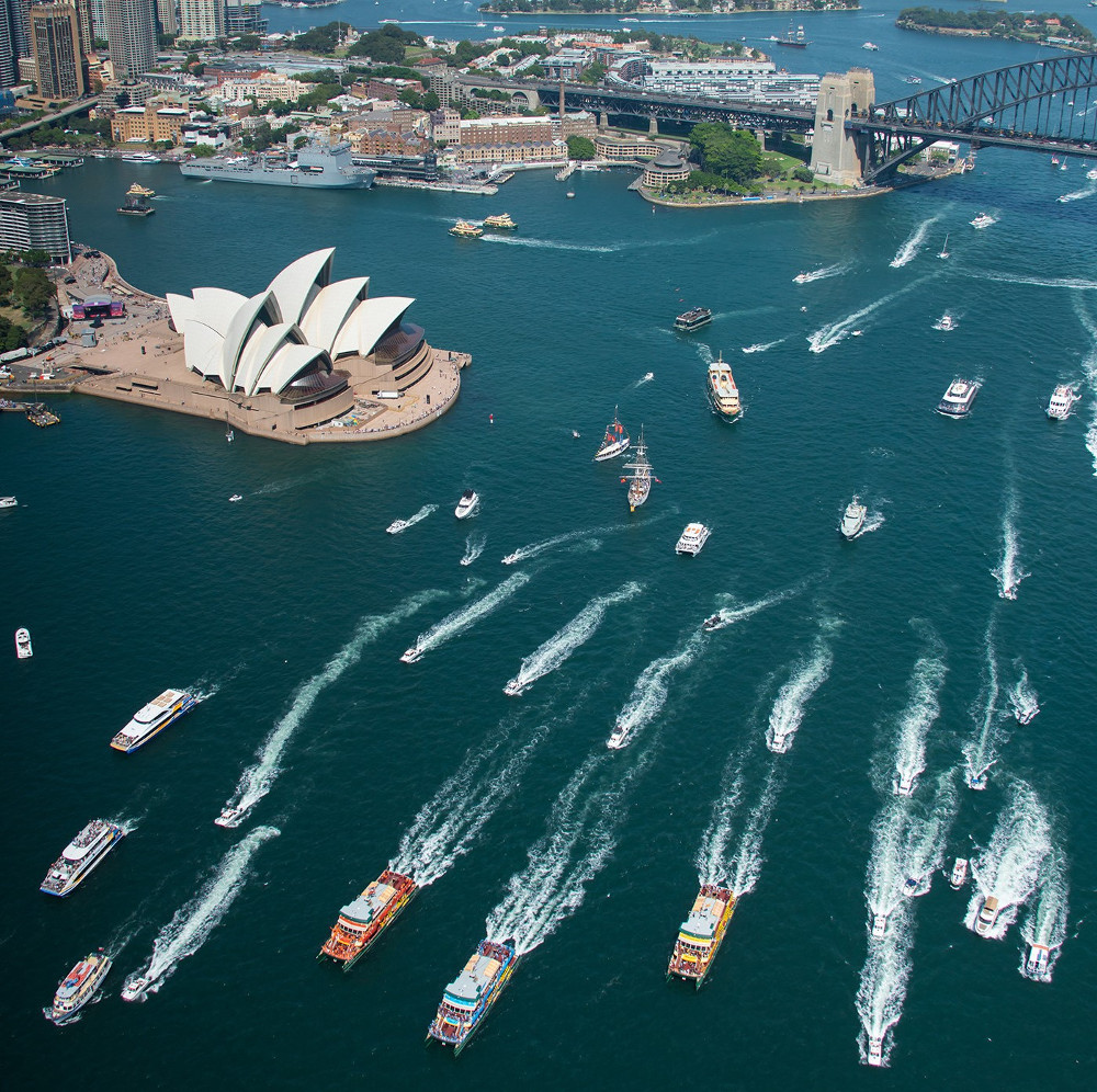 Boats outside Sydney Opera House